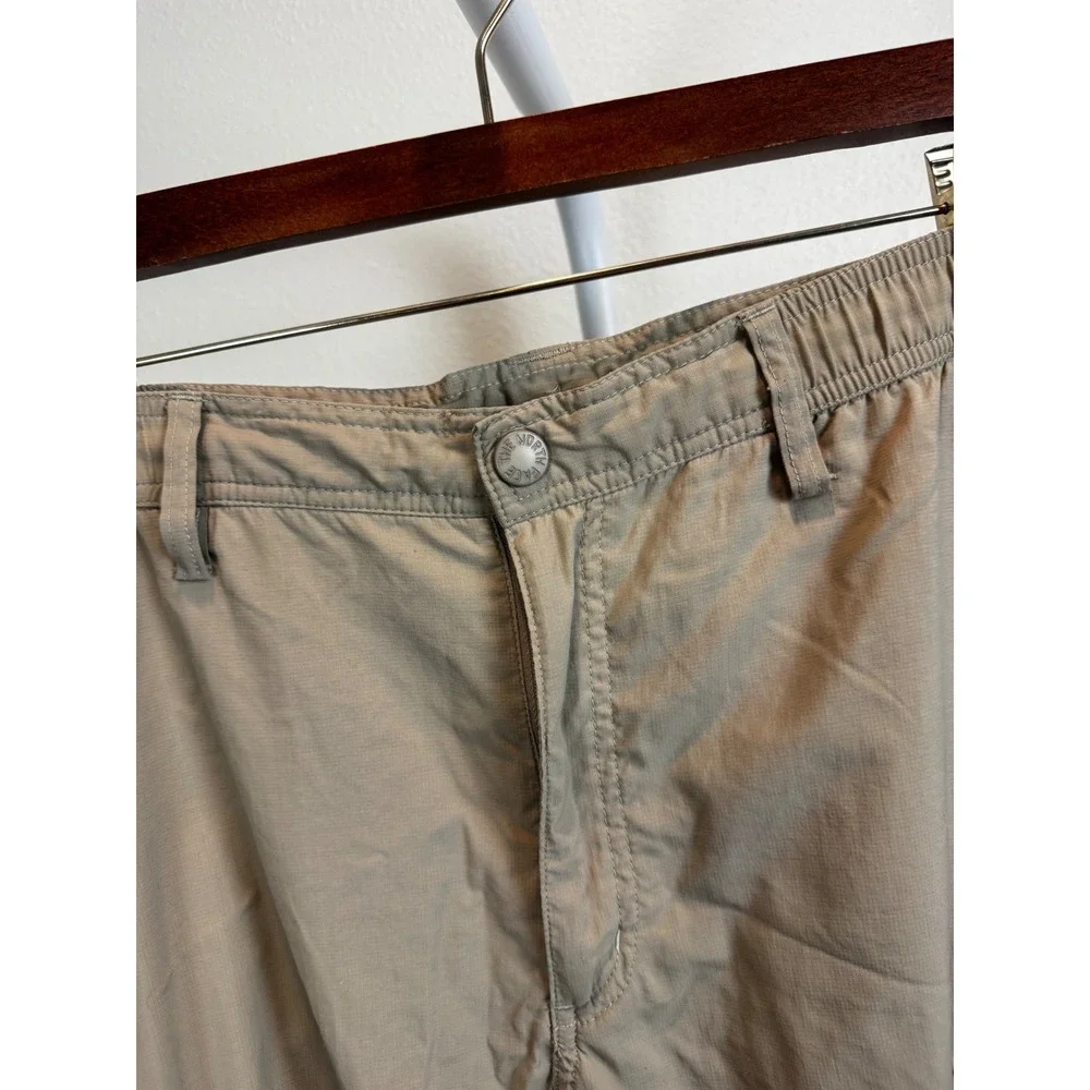 The North Face Cargo Short Men 34 Khaki Tan Nylon Hiking Outdoor Ripstop Utility